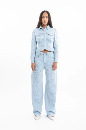 DENIM BOYFRIEND JEANS WITH FLOWER EMBROIDERY