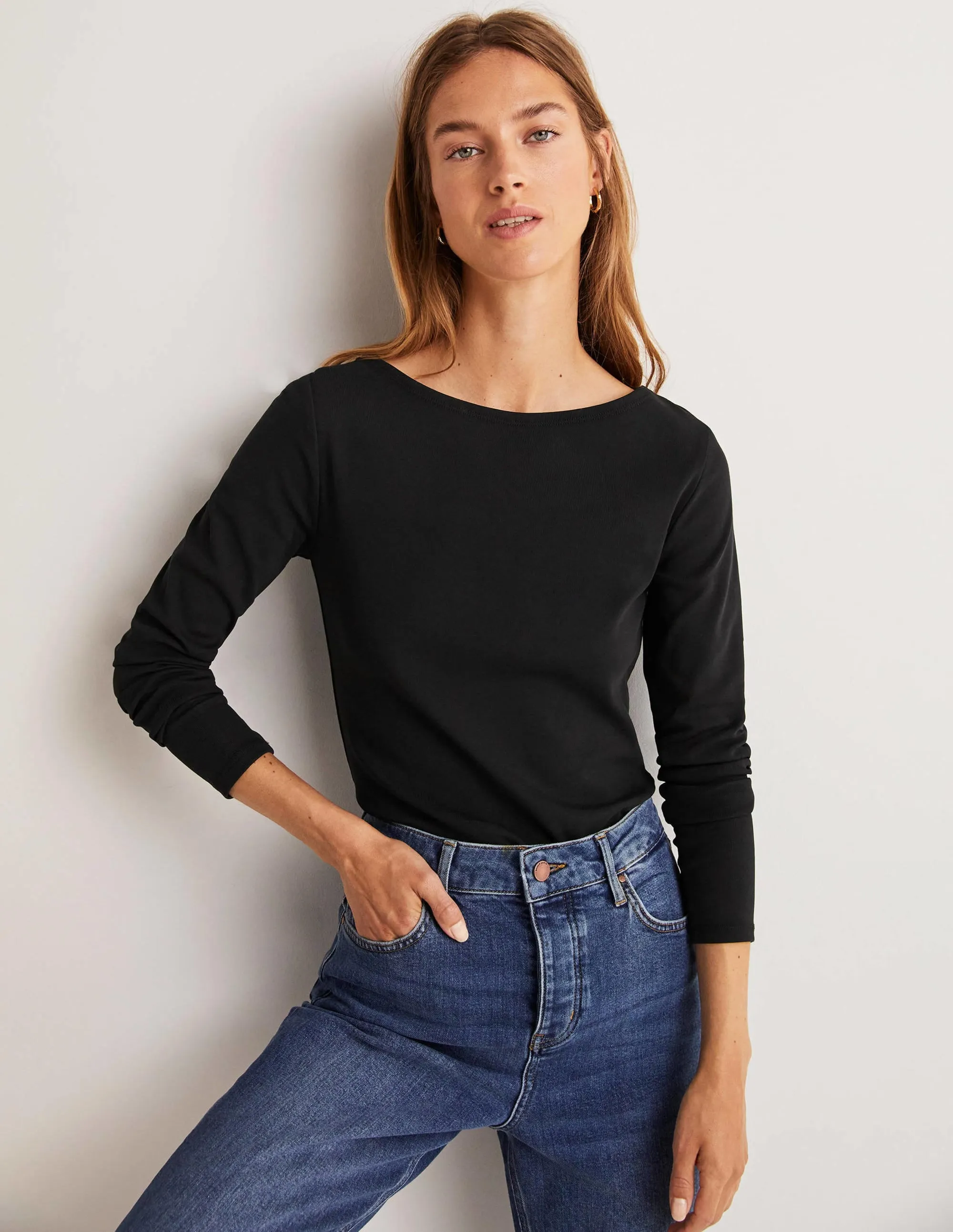Essential Boatneck Top-Black