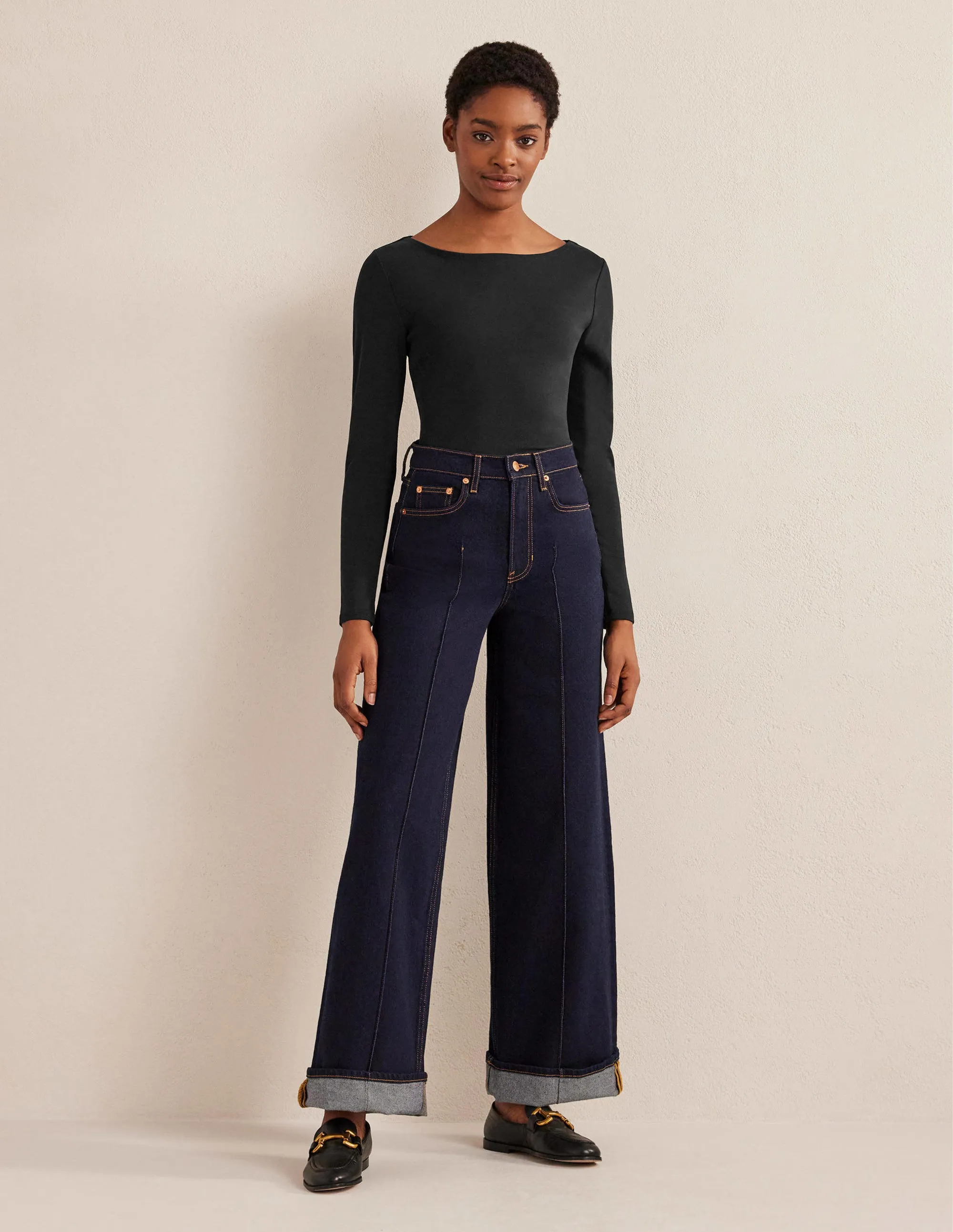 Essential Boatneck Top-Black