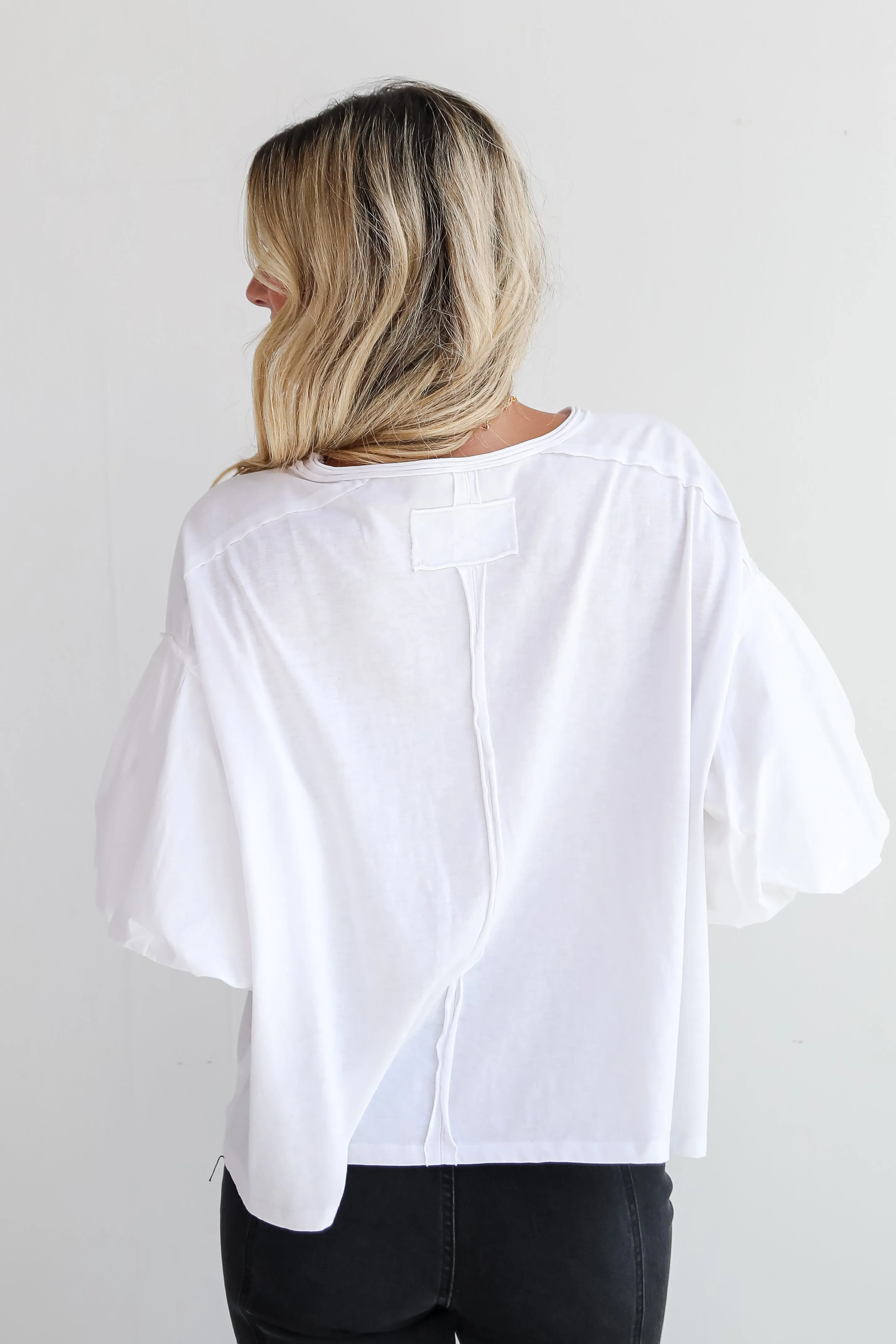 FINAL SALE - Poised Performance White Contrast Puff Sleeve Top