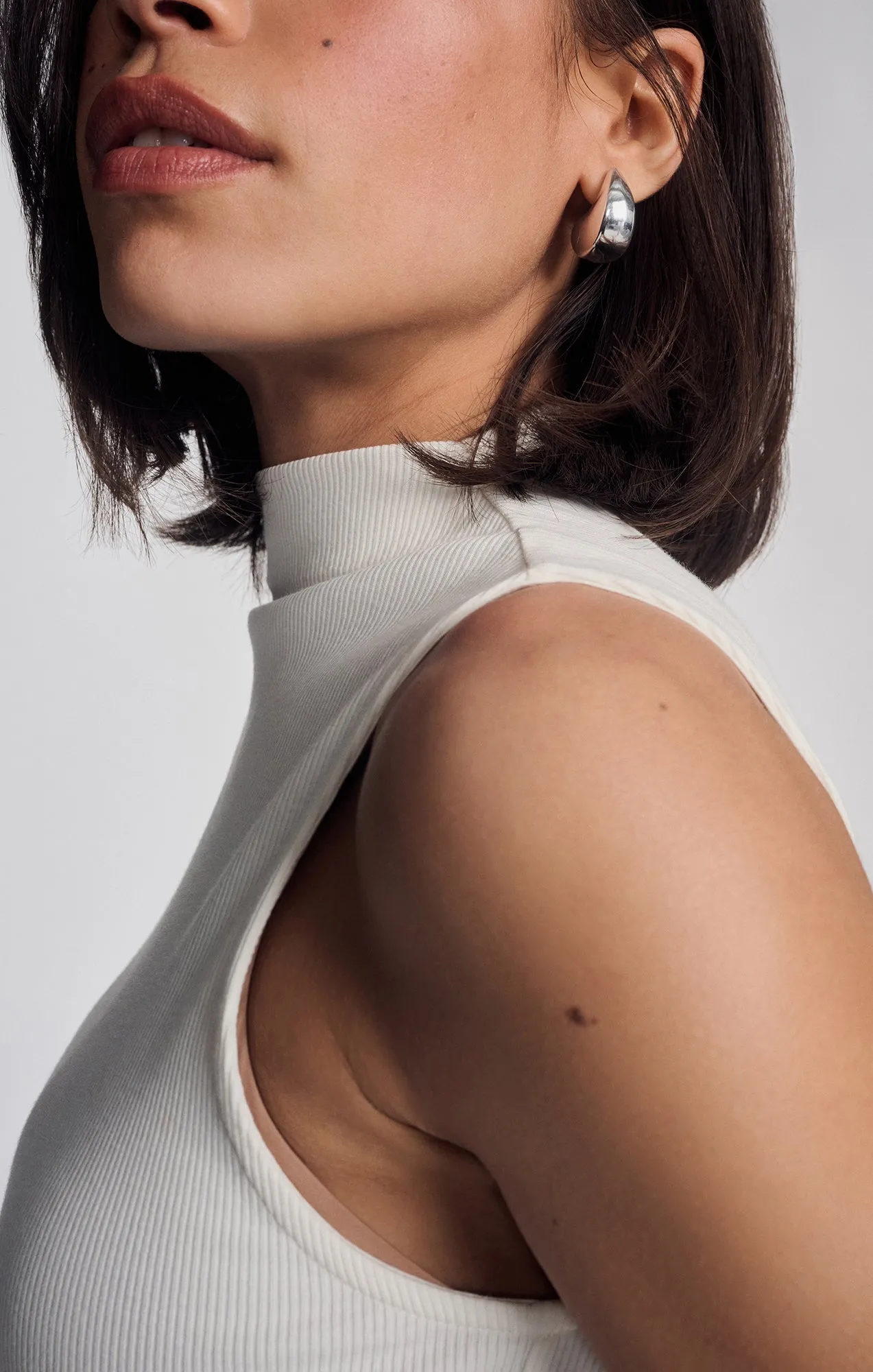 MOCK NECK TANK TOP IN ANTIQUE WHITE