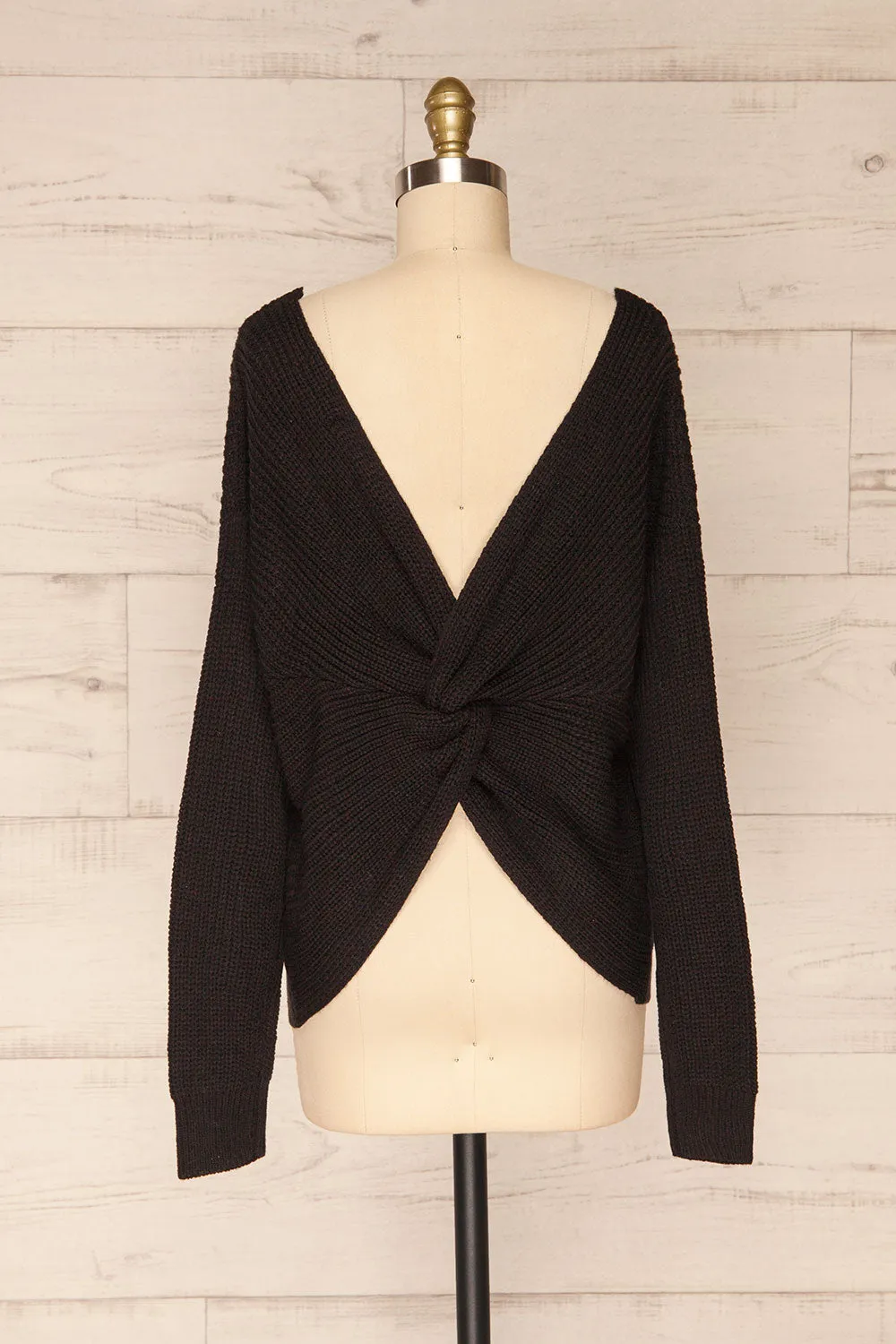 Patras Black | V-Neck Knitted Sweater