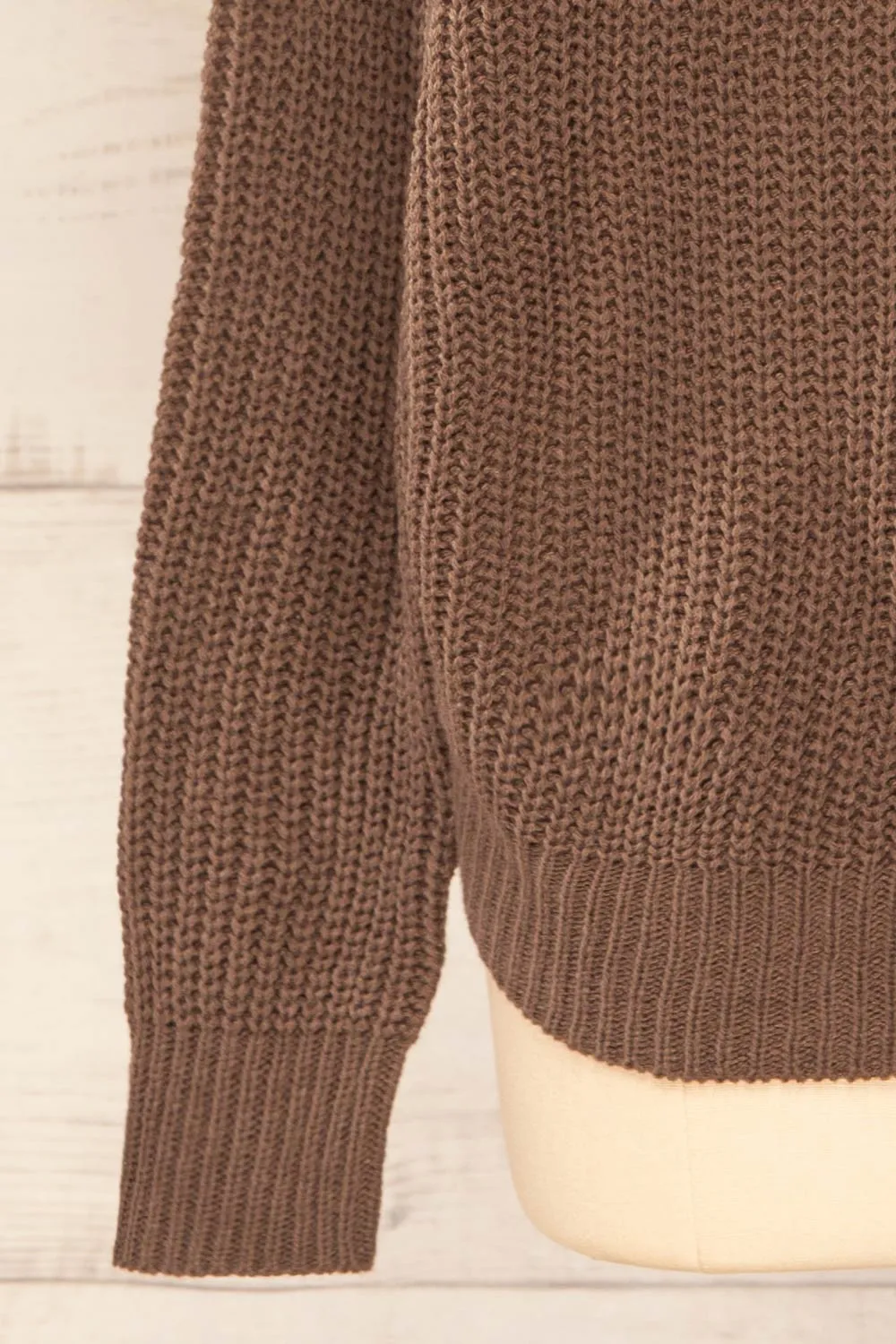 Patras Brown | V-Neck Knitted Sweater