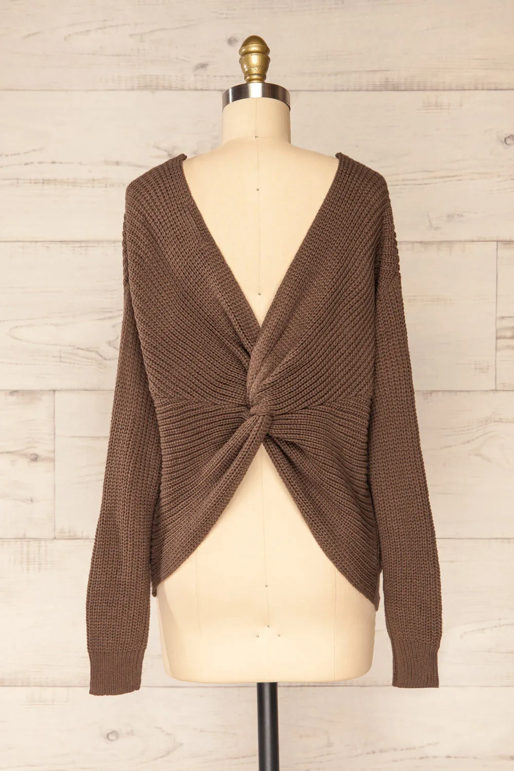 Patras Brown | V-Neck Knitted Sweater