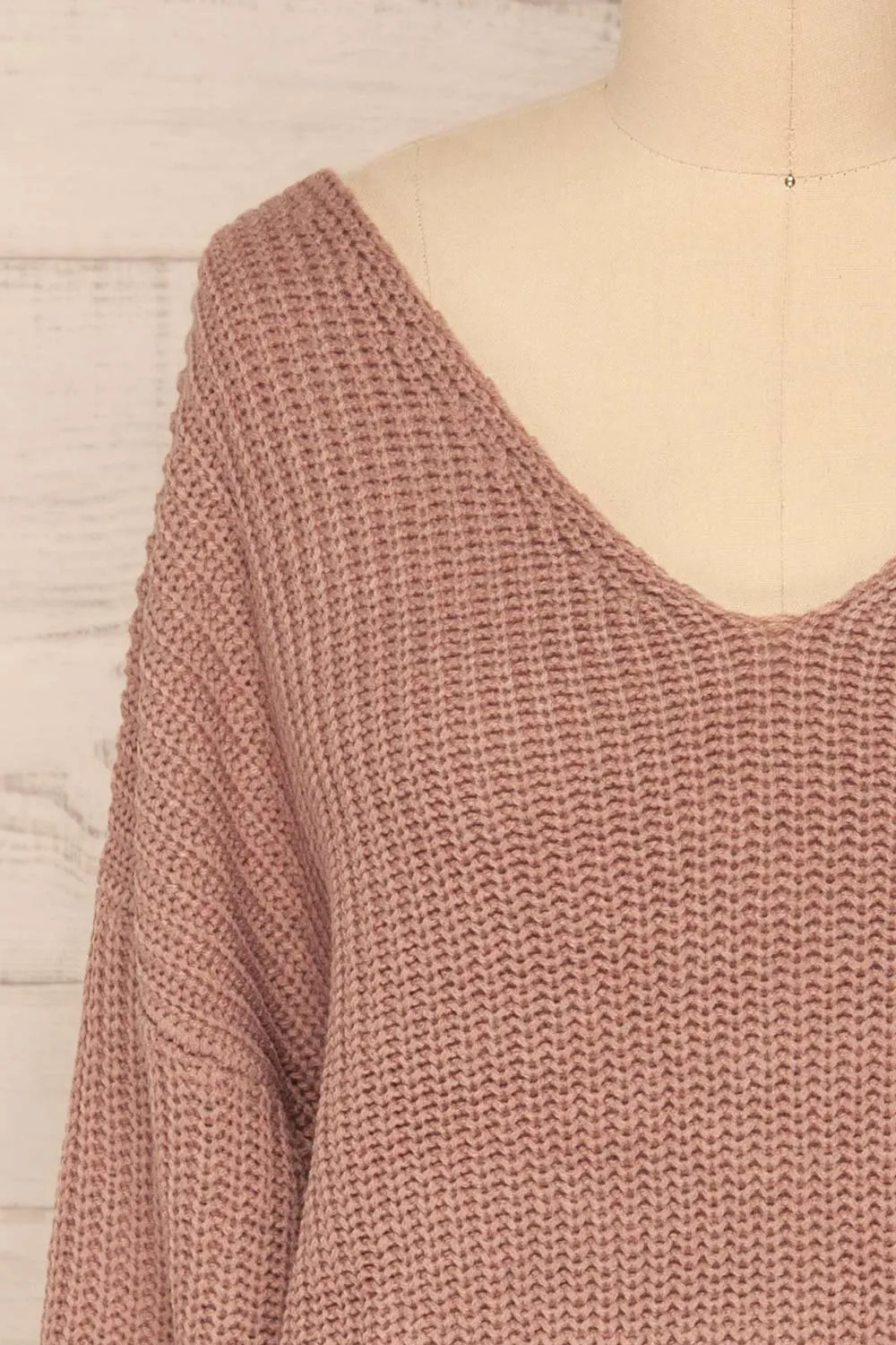 Patras Mauve | V-Neck Knitted Sweater