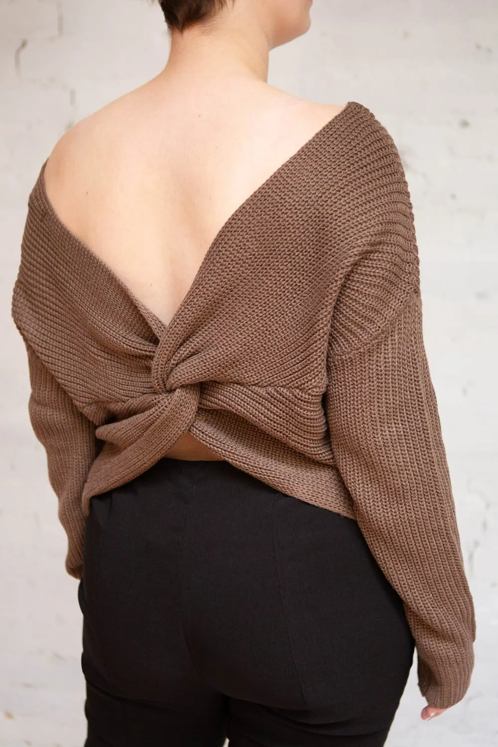 Patras Taupe | V-Neck Knitted Sweater