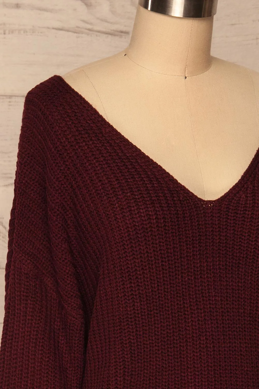 Patras Wine | V-Neck Knitted Sweater