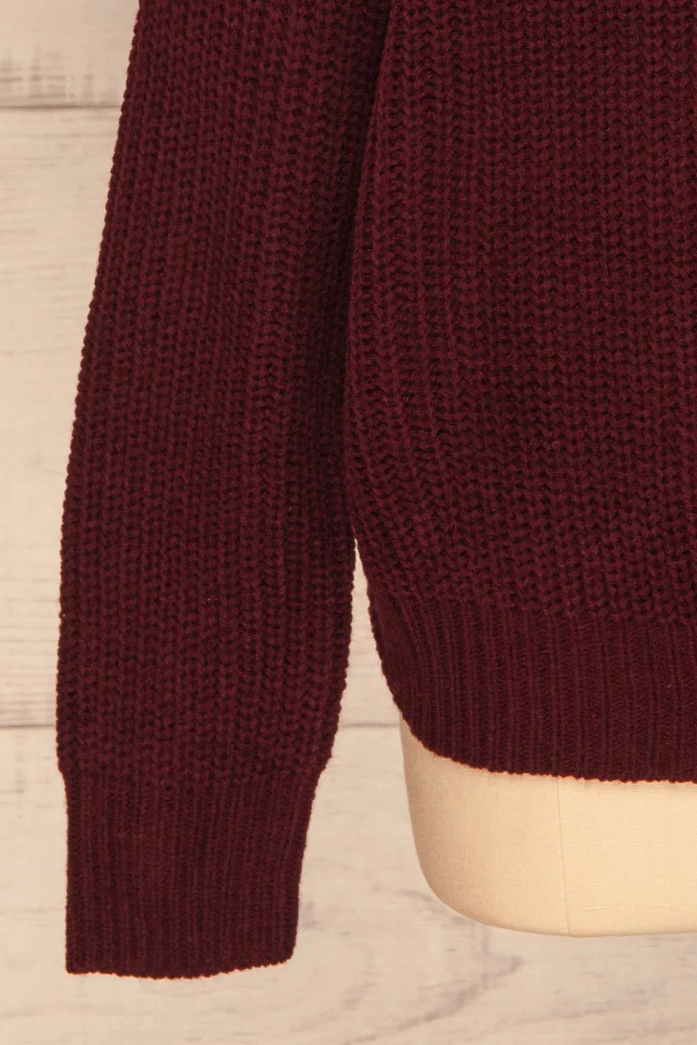 Patras Wine | V-Neck Knitted Sweater