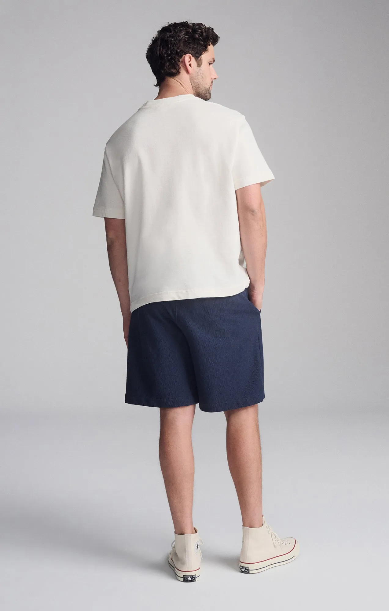 SHORT SLEEVE CREW NECK T-SHIRT IN ANTIQUE WHITE