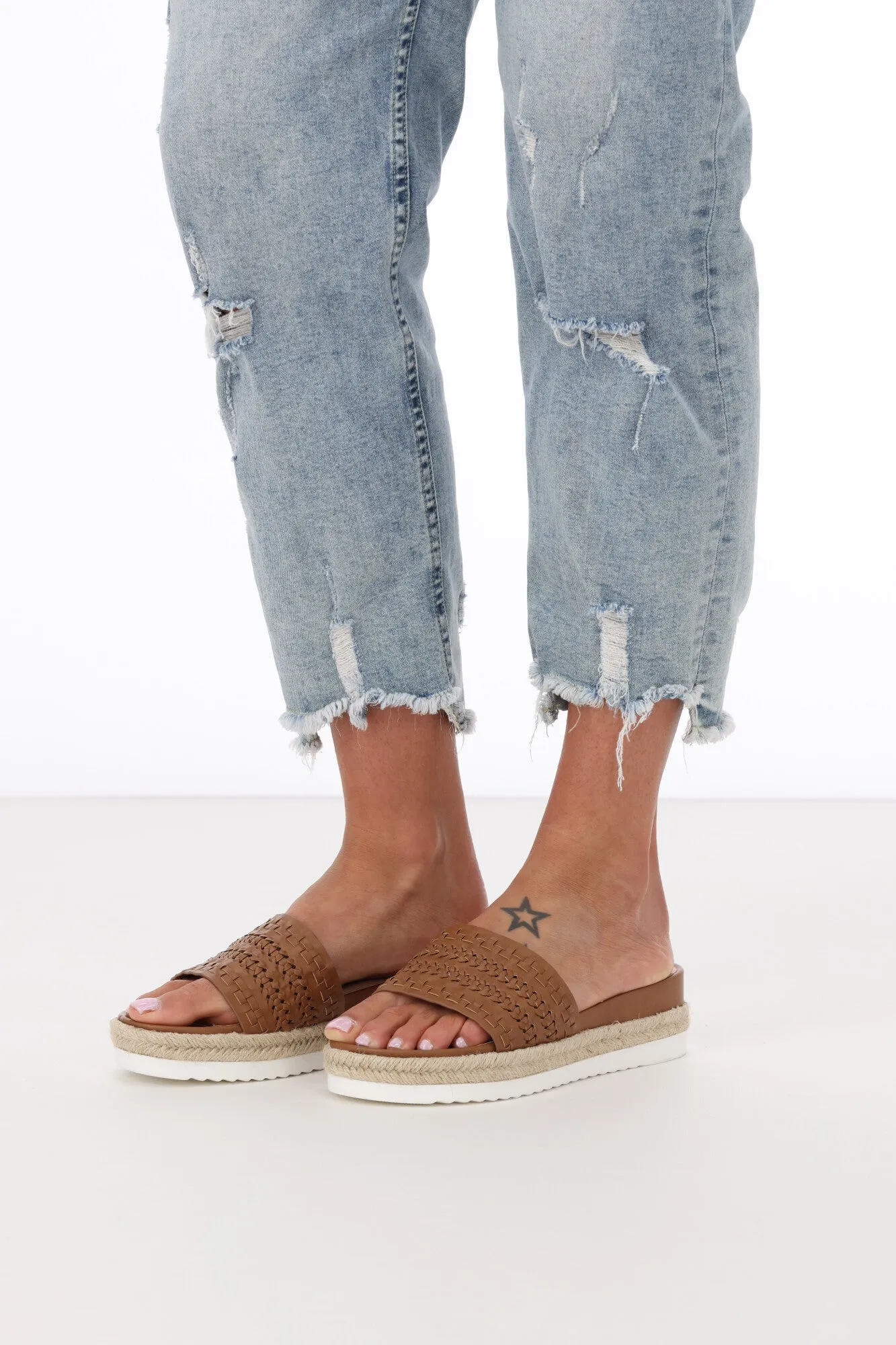 Verali Denver Footbed Slides Tan