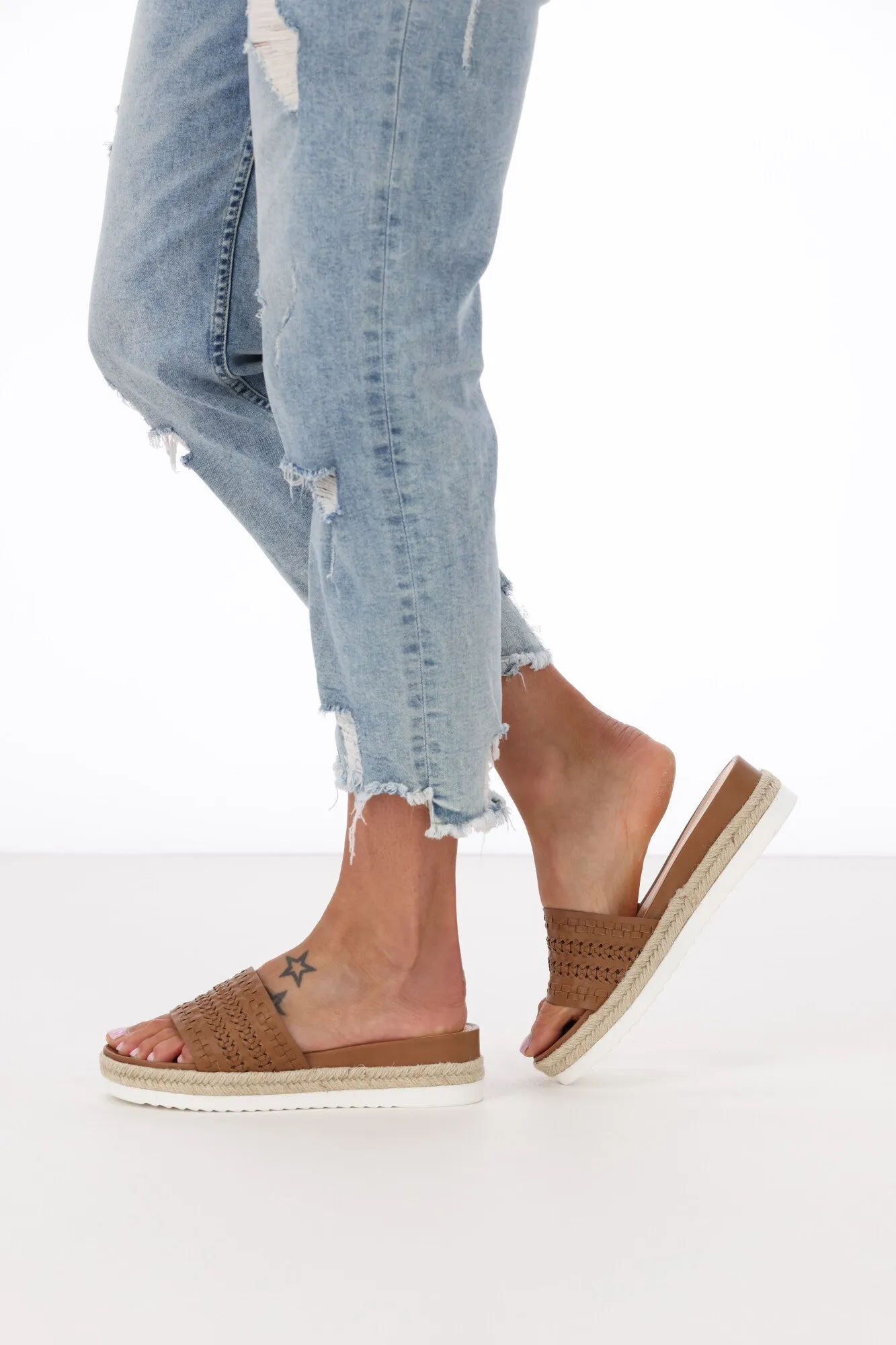 Verali Denver Footbed Slides Tan