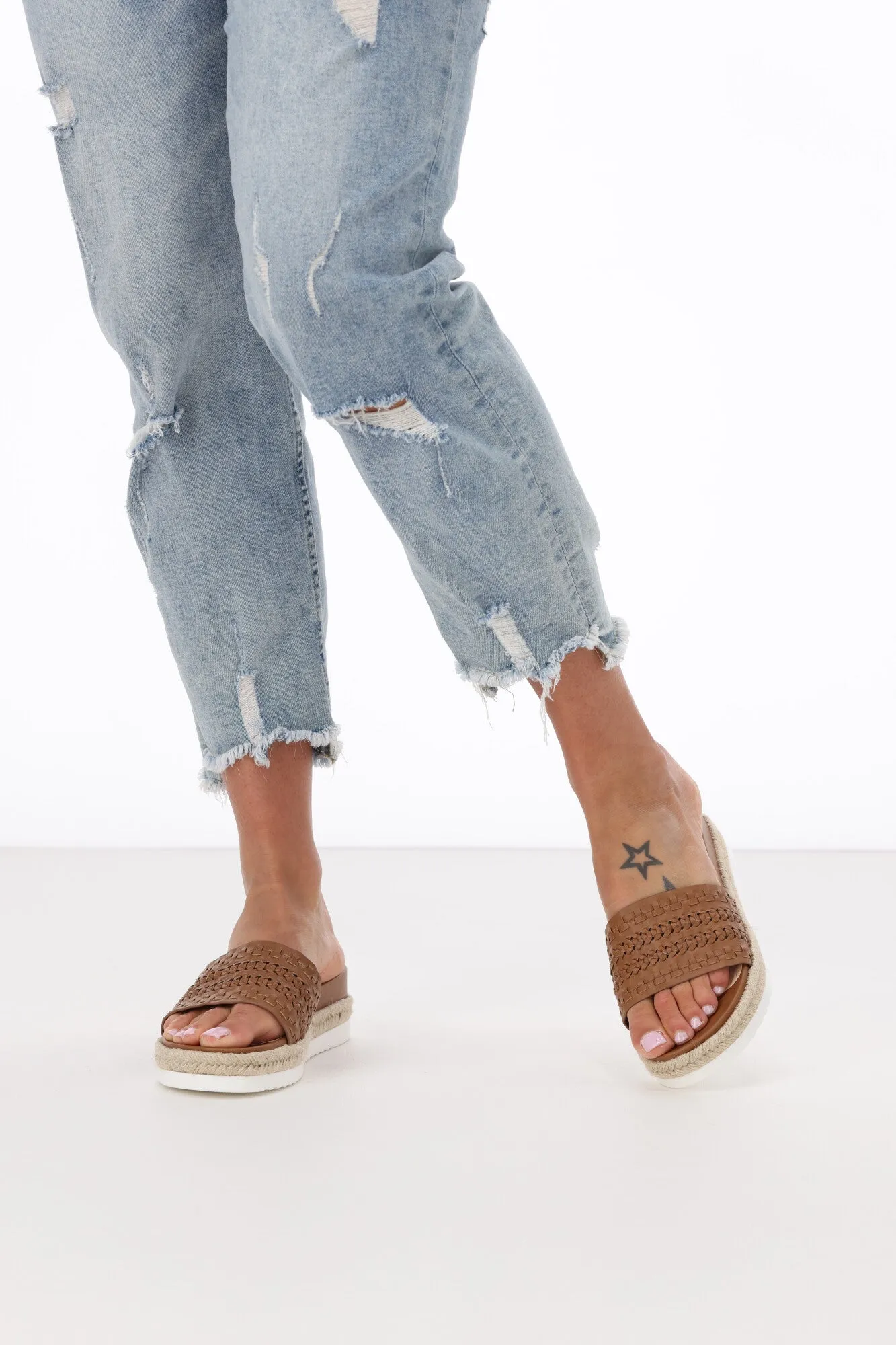 Verali Denver Footbed Slides Tan