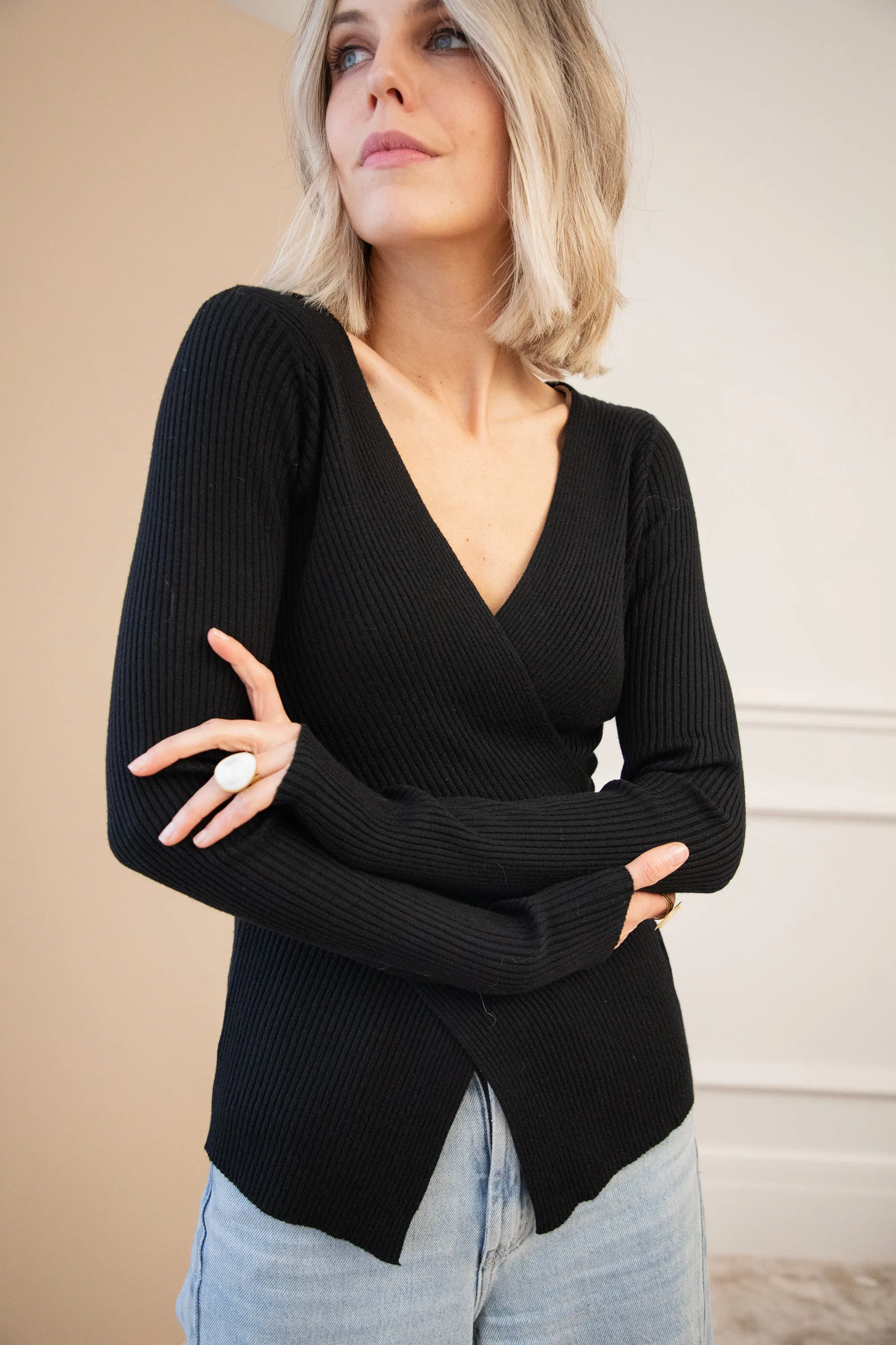 With A Twist Black - Longsleeve