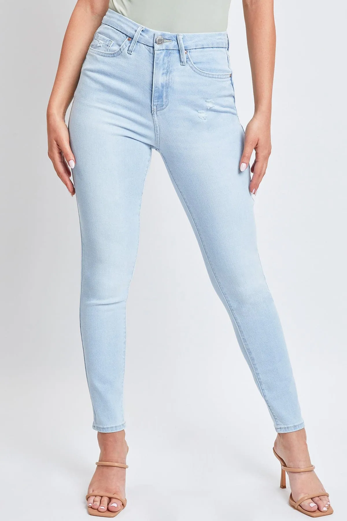 Women’s Curvy Fit  Skinny Jeans