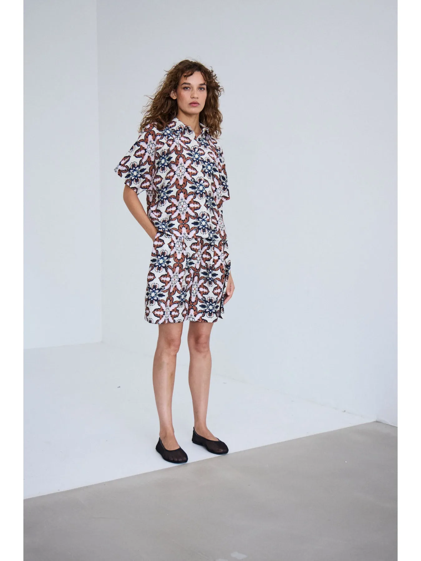 Zasha shirt folklore flower